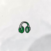 Luxury Enamel Metal Brooches Strong 3M Sticker (Green Headphones)