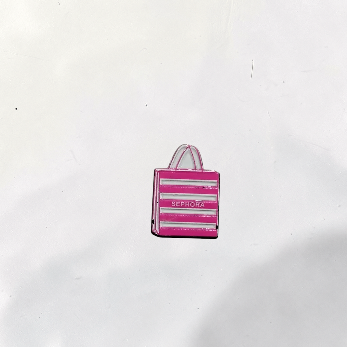 Luxury Enamel Metal Brooches Strong 3M Sticker (Pink Shopping Bag)