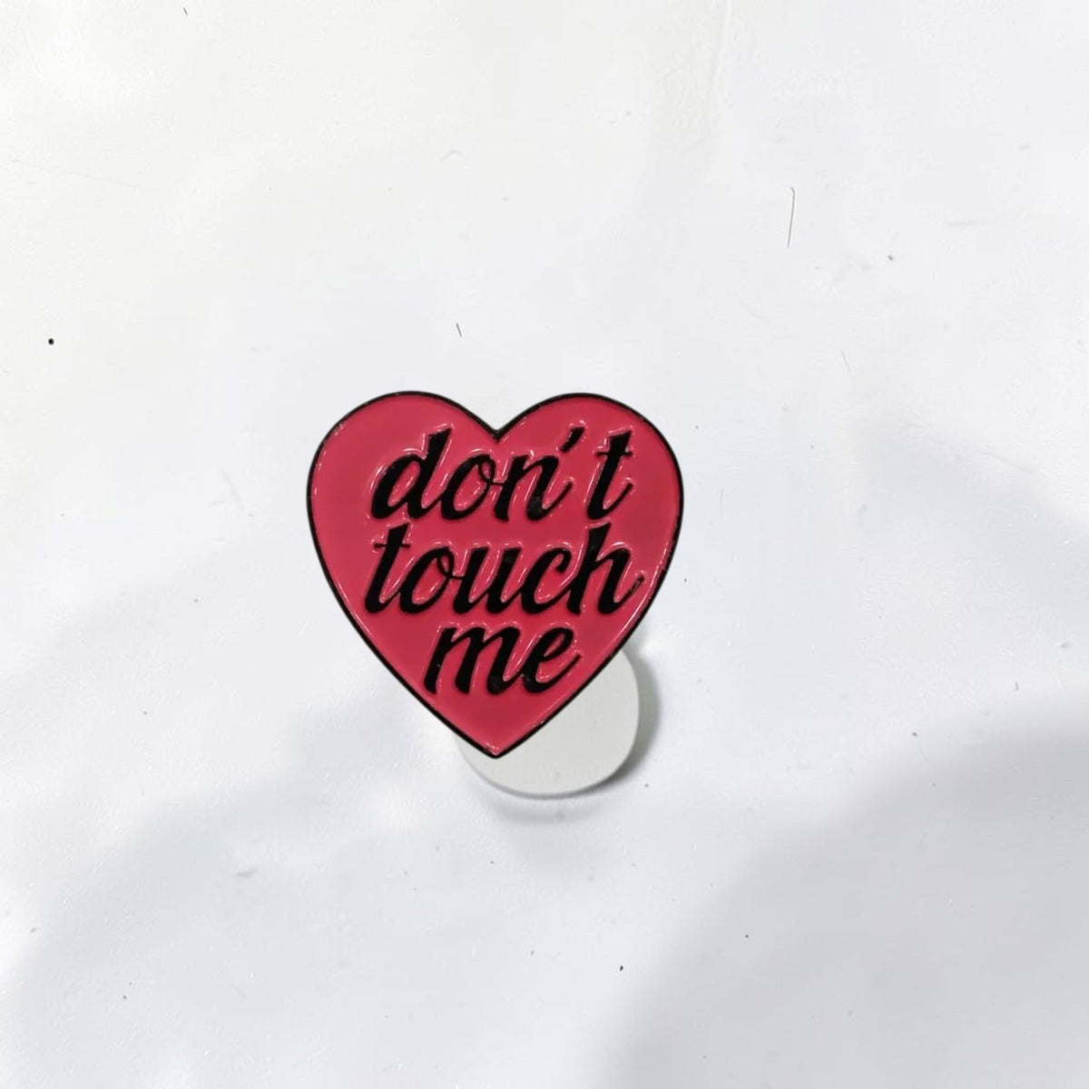 Luxury Enamel Metal Brooches Strong 3M Sticker (Don't Touch Me Heart)