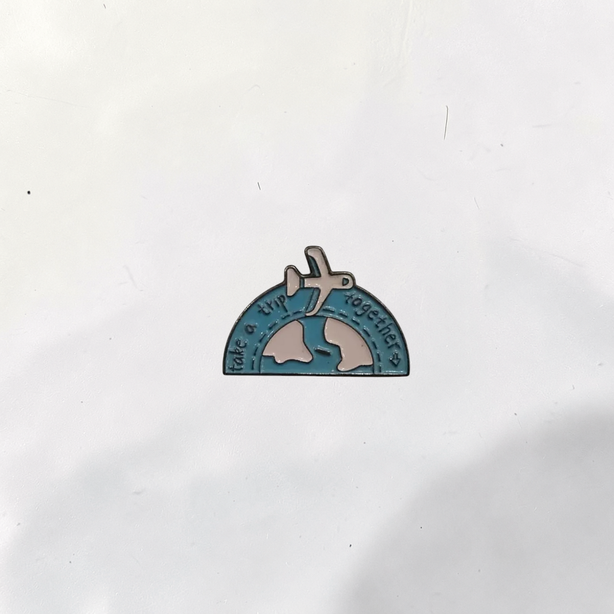 Luxury Enamel Metal Brooches Strong 3M Sticker (Dubai Skyline)