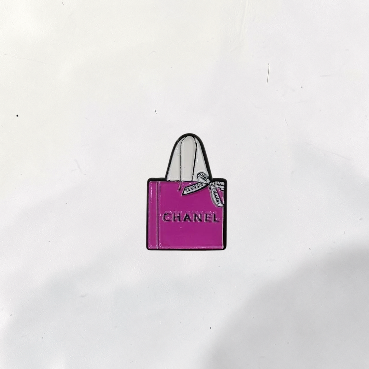 Luxury Enamel Metal Brooches Strong 3M Sticker (Purple Chanel Shopping Bag)